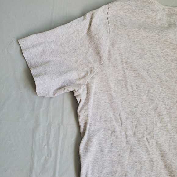 Duluth Trading Co Womens Top Sz L Light Gray No-Yank Short Sleeve V-Neck Shirt - Picture 10 of 12